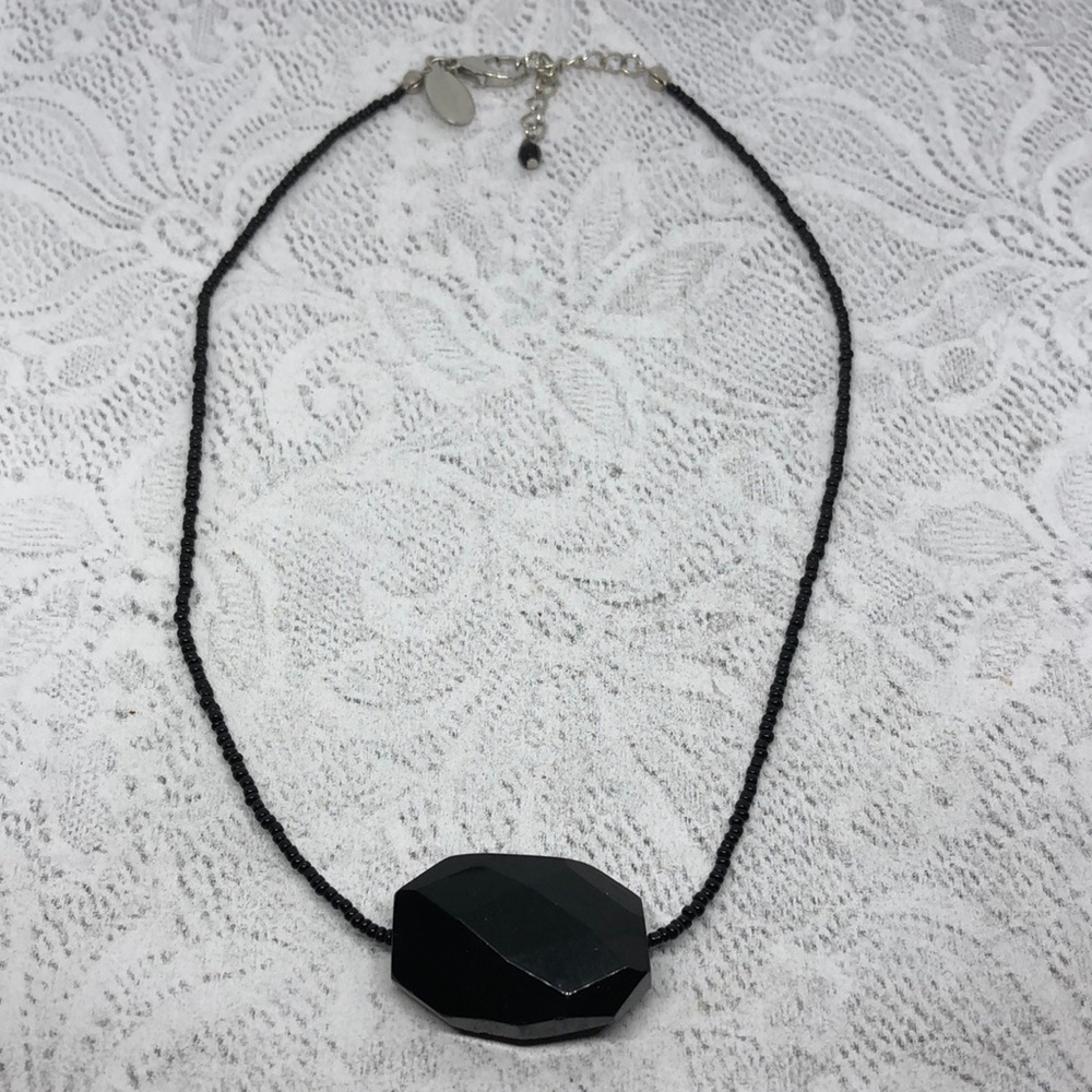 WHBM seed beaded necklace with black natural stone pendant.